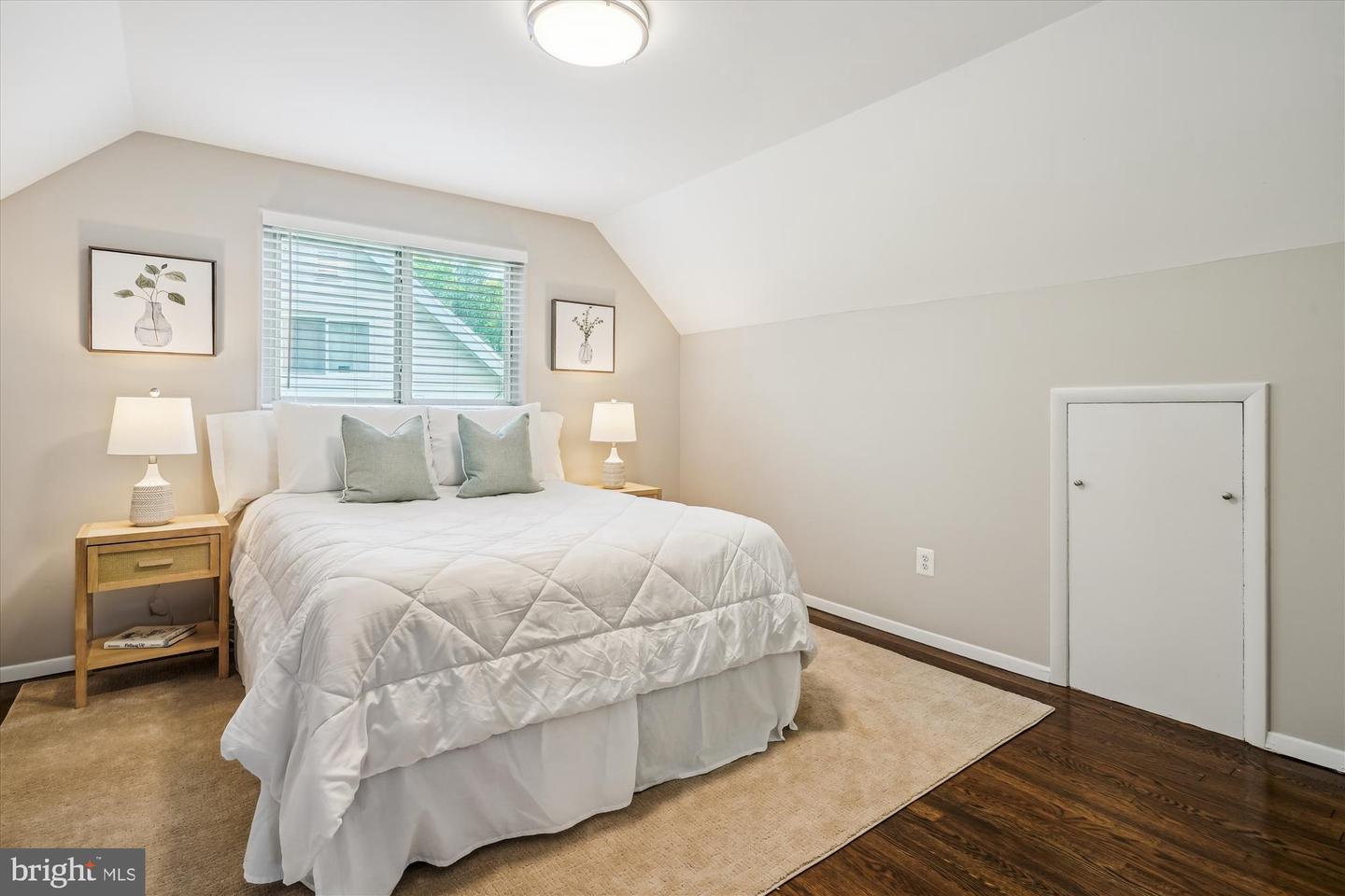 132 N GLADDEN ST N, ALEXANDRIA, Virginia 22304, 5 Bedrooms Bedrooms, ,3 BathroomsBathrooms,Residential,For sale,132 N GLADDEN ST N,VAAX2048116 MLS # VAAX2048116
