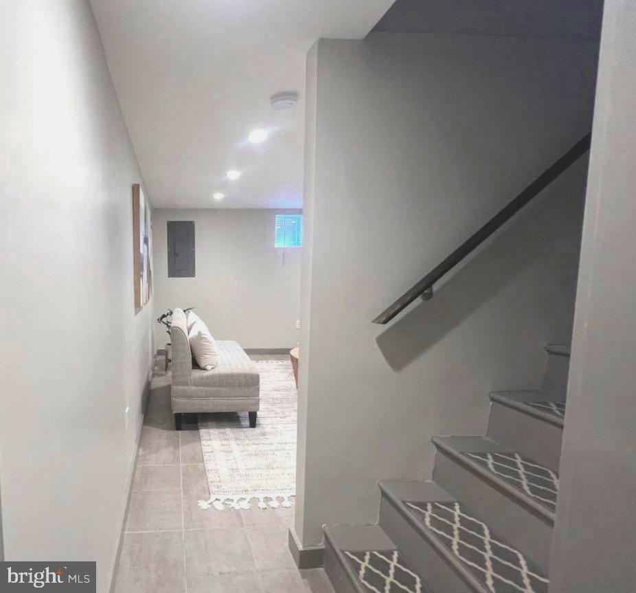132 N GLADDEN ST N, ALEXANDRIA, Virginia 22304, 5 Bedrooms Bedrooms, ,3 BathroomsBathrooms,Residential,For sale,132 N GLADDEN ST N,VAAX2048116 MLS # VAAX2048116