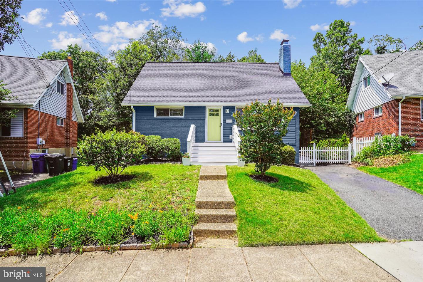 132 N GLADDEN ST N, ALEXANDRIA, Virginia 22304, 5 Bedrooms Bedrooms, ,3 BathroomsBathrooms,Residential,For sale,132 N GLADDEN ST N,VAAX2048116 MLS # VAAX2048116