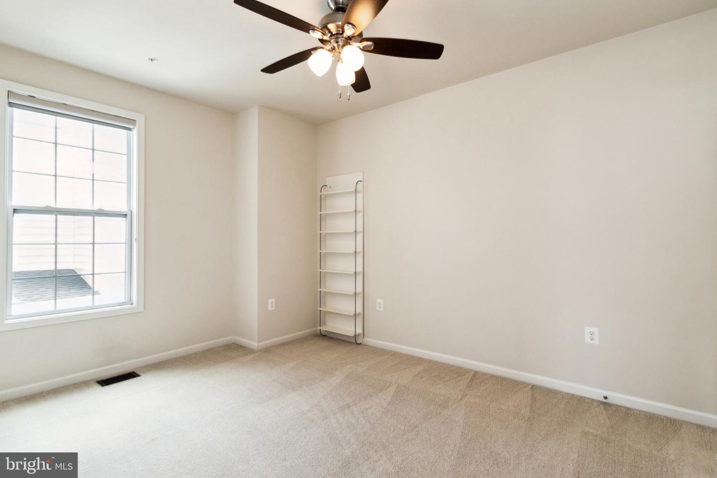 43031 FOXTRAIL WOODS TER #107, ASHBURN, Virginia 20148, 2 Bedrooms Bedrooms, ,2 BathroomsBathrooms,Residential,For sale,43031 FOXTRAIL WOODS TER #107,VALO2103676 MLS # VALO2103676