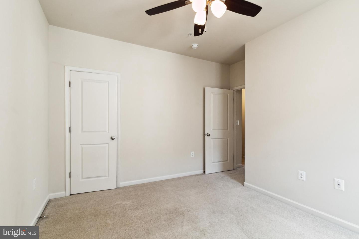 43031 FOXTRAIL WOODS TER #107, ASHBURN, Virginia 20148, 2 Bedrooms Bedrooms, ,2 BathroomsBathrooms,Residential,For sale,43031 FOXTRAIL WOODS TER #107,VALO2103676 MLS # VALO2103676