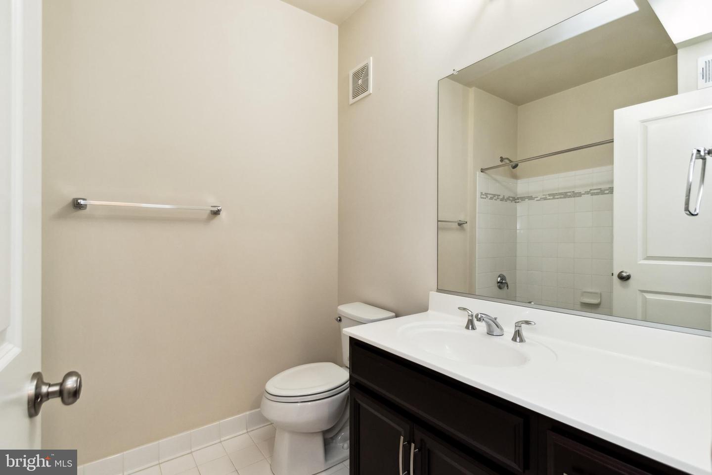 43031 FOXTRAIL WOODS TER #107, ASHBURN, Virginia 20148, 2 Bedrooms Bedrooms, ,2 BathroomsBathrooms,Residential,For sale,43031 FOXTRAIL WOODS TER #107,VALO2103676 MLS # VALO2103676