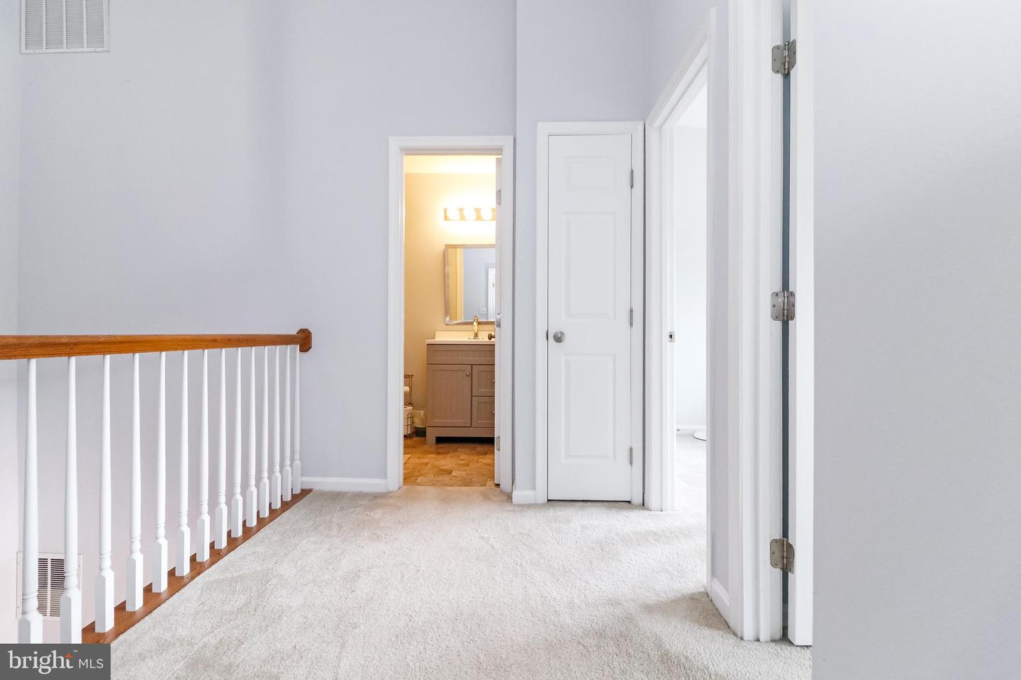 5112 CASTLE HARBOR WAY #134, CENTREVILLE, Virginia 20120, 3 Bedrooms Bedrooms, ,2 BathroomsBathrooms,Residential,For sale,5112 CASTLE HARBOR WAY #134,VAFX2258928 MLS # VAFX2258928