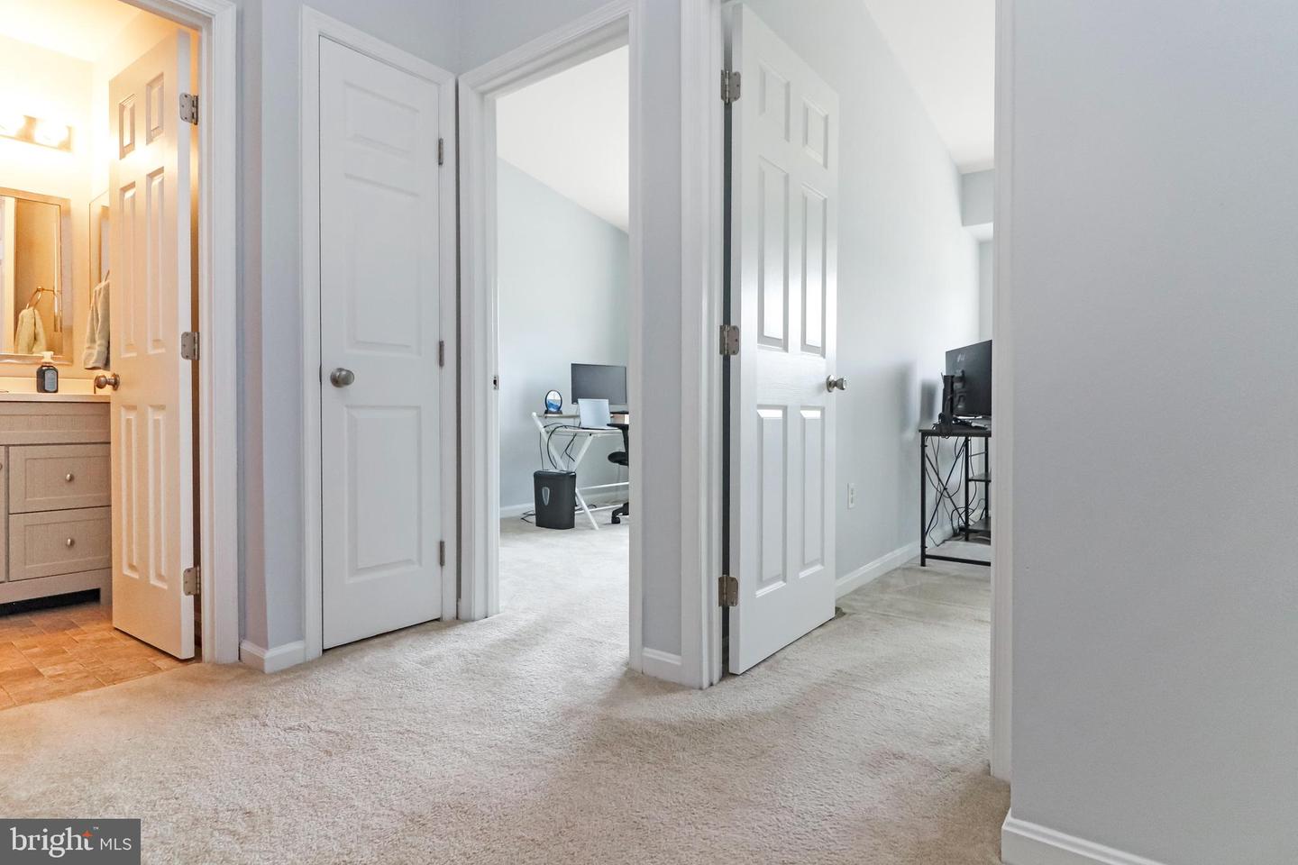 5112 CASTLE HARBOR WAY #134, CENTREVILLE, Virginia 20120, 3 Bedrooms Bedrooms, ,2 BathroomsBathrooms,Residential,For sale,5112 CASTLE HARBOR WAY #134,VAFX2258928 MLS # VAFX2258928
