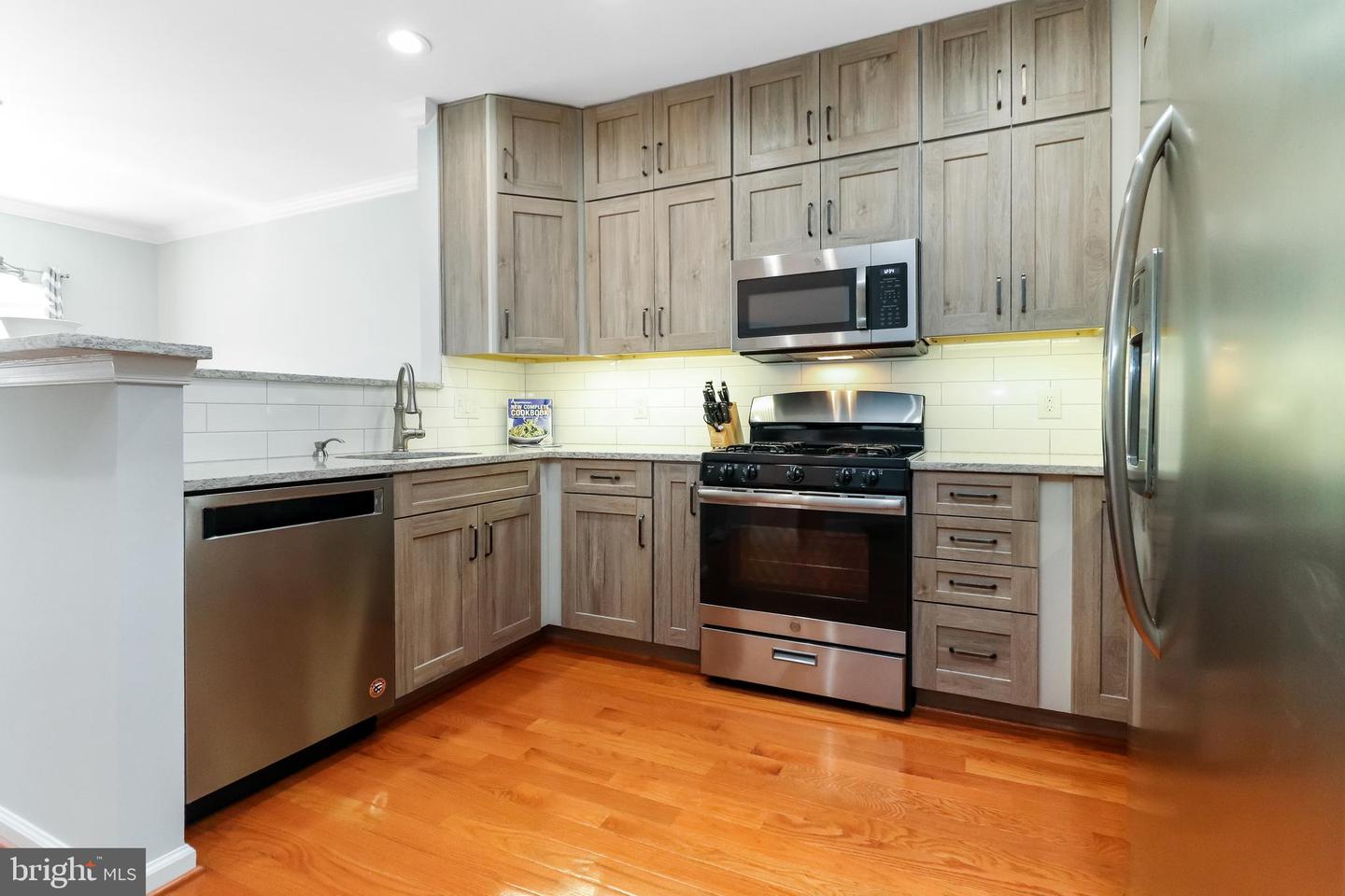 5112 CASTLE HARBOR WAY #134, CENTREVILLE, Virginia 20120, 3 Bedrooms Bedrooms, ,2 BathroomsBathrooms,Residential,For sale,5112 CASTLE HARBOR WAY #134,VAFX2258928 MLS # VAFX2258928