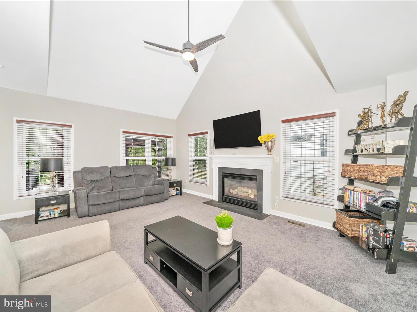 19025 SNOWBERRY CT, LEESBURG, Virginia 20176, 4 Bedrooms Bedrooms, ,3 BathroomsBathrooms,Residential,For sale,19025 SNOWBERRY CT,VALO2103694 MLS # VALO2103694