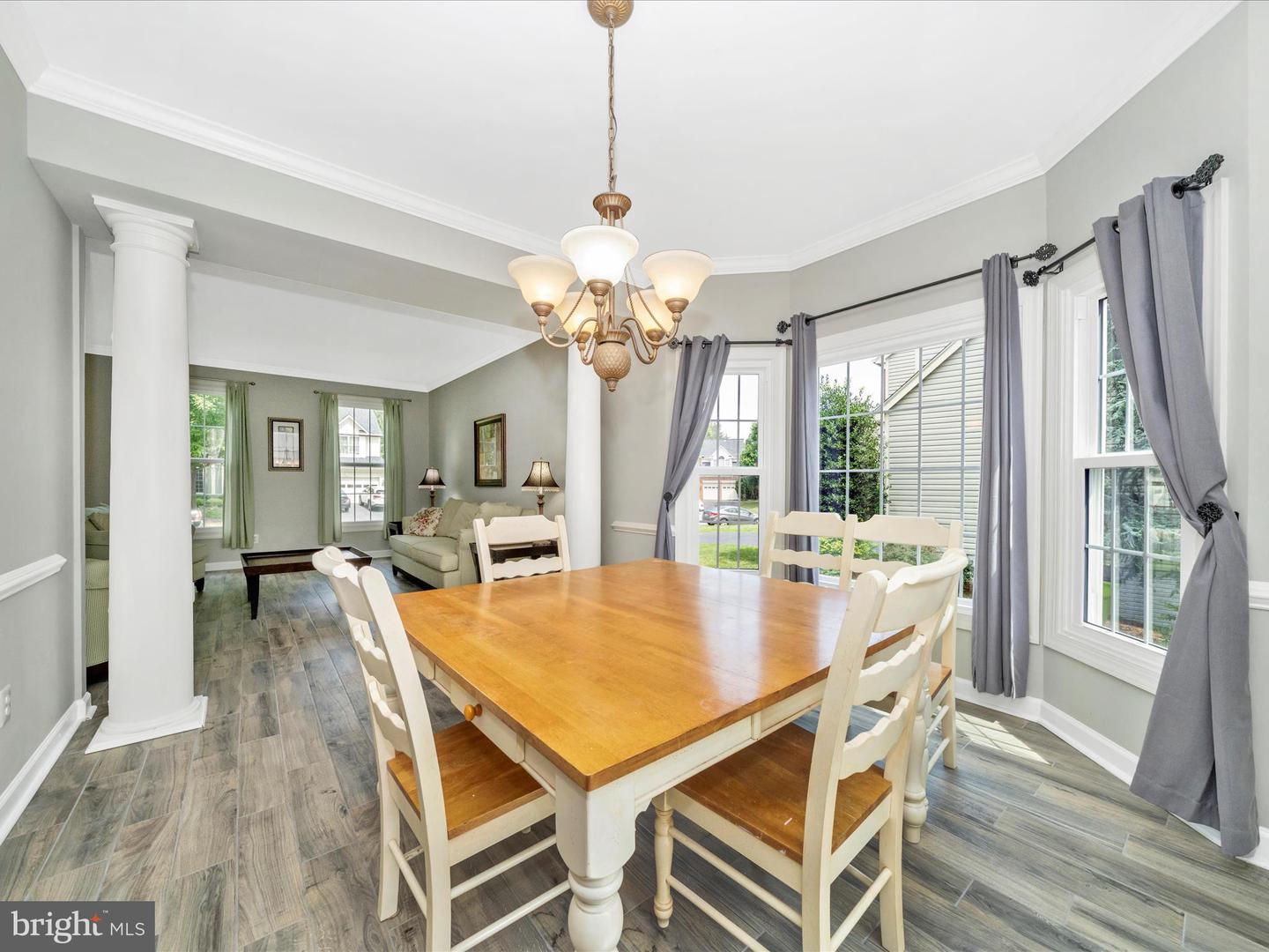 19025 SNOWBERRY CT, LEESBURG, Virginia 20176, 4 Bedrooms Bedrooms, ,3 BathroomsBathrooms,Residential,For sale,19025 SNOWBERRY CT,VALO2103694 MLS # VALO2103694