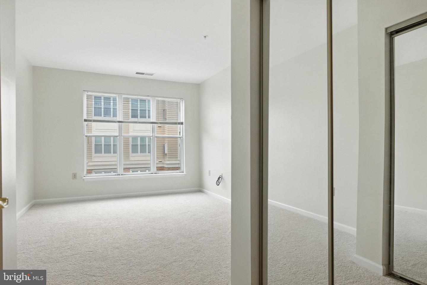 12919 ALTON SQ #307, HERNDON, Virginia 20170, 2 Bedrooms Bedrooms, ,2 BathroomsBathrooms,Residential,For sale,12919 ALTON SQ #307,VAFX2258934 MLS # VAFX2258934