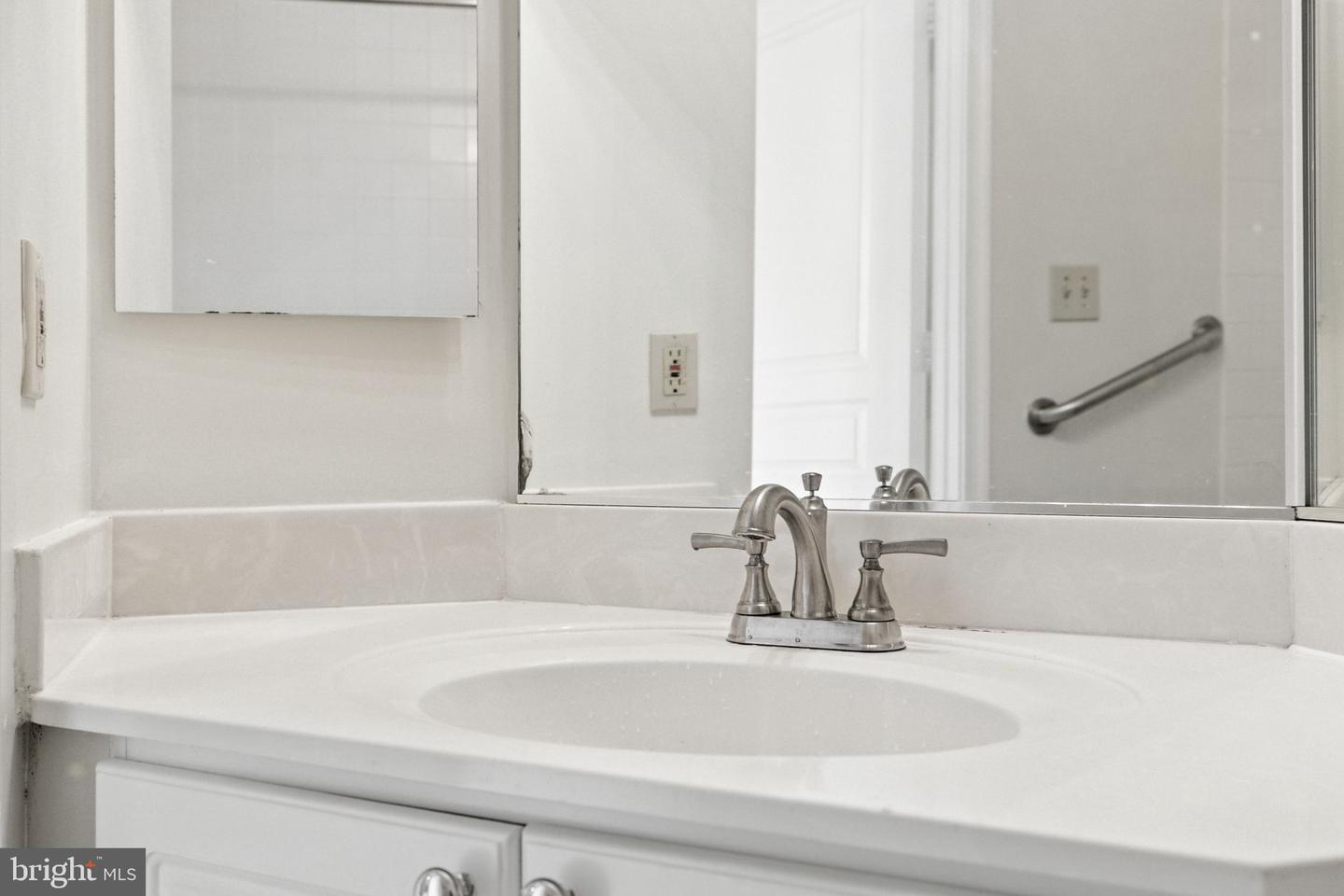 12919 ALTON SQ #307, HERNDON, Virginia 20170, 2 Bedrooms Bedrooms, ,2 BathroomsBathrooms,Residential,For sale,12919 ALTON SQ #307,VAFX2258934 MLS # VAFX2258934