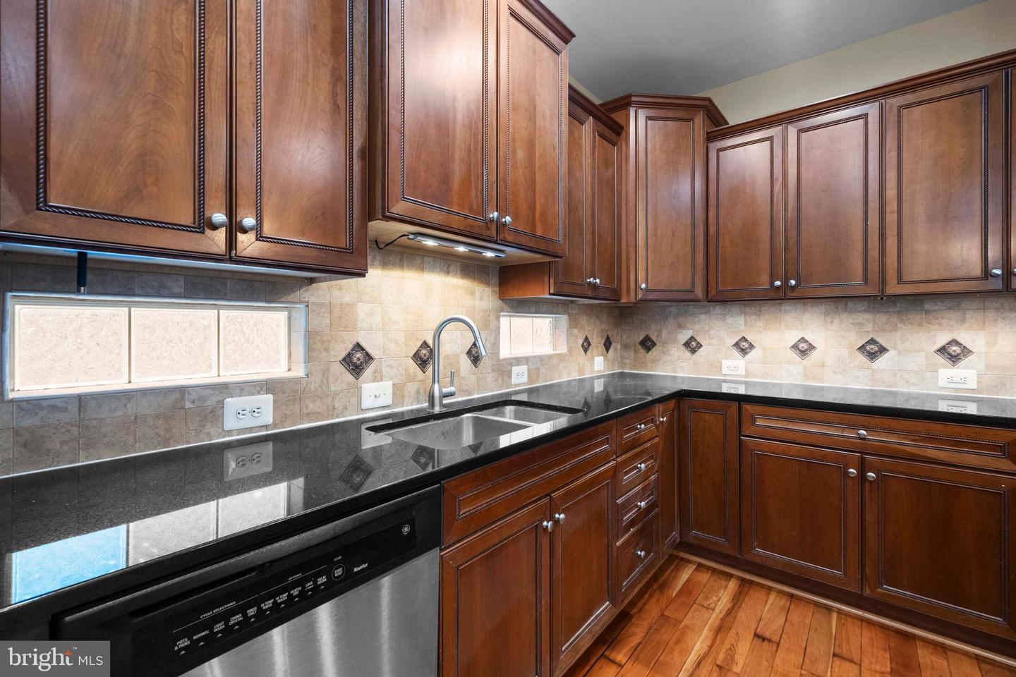 43032 LA RIVA DR, ASHBURN, Virginia 20148, 4 Bedrooms Bedrooms, ,3 BathroomsBathrooms,Residential,For sale,43032 LA RIVA DR,VALO2103700 MLS # VALO2103700