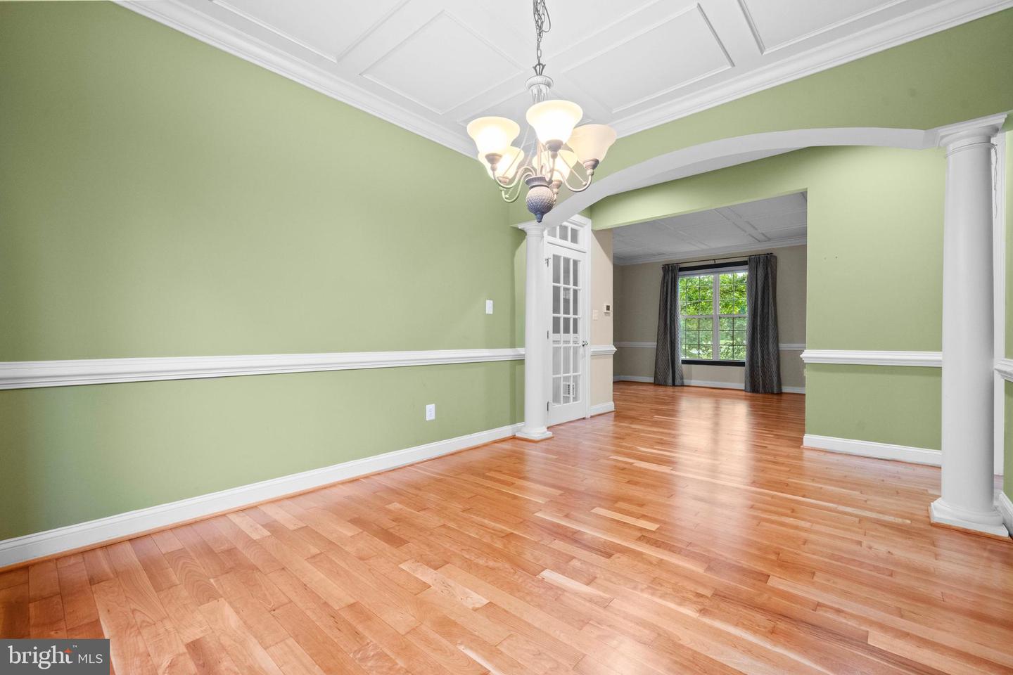 43032 LA RIVA DR, ASHBURN, Virginia 20148, 4 Bedrooms Bedrooms, ,3 BathroomsBathrooms,Residential,For sale,43032 LA RIVA DR,VALO2103700 MLS # VALO2103700