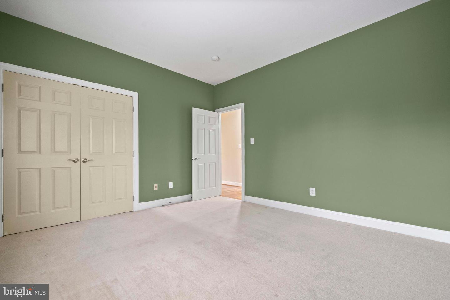 43032 LA RIVA DR, ASHBURN, Virginia 20148, 4 Bedrooms Bedrooms, ,3 BathroomsBathrooms,Residential,For sale,43032 LA RIVA DR,VALO2103700 MLS # VALO2103700