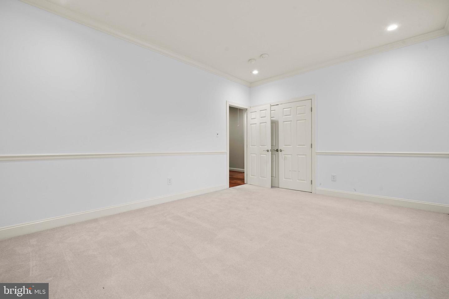43032 LA RIVA DR, ASHBURN, Virginia 20148, 4 Bedrooms Bedrooms, ,3 BathroomsBathrooms,Residential,For sale,43032 LA RIVA DR,VALO2103700 MLS # VALO2103700