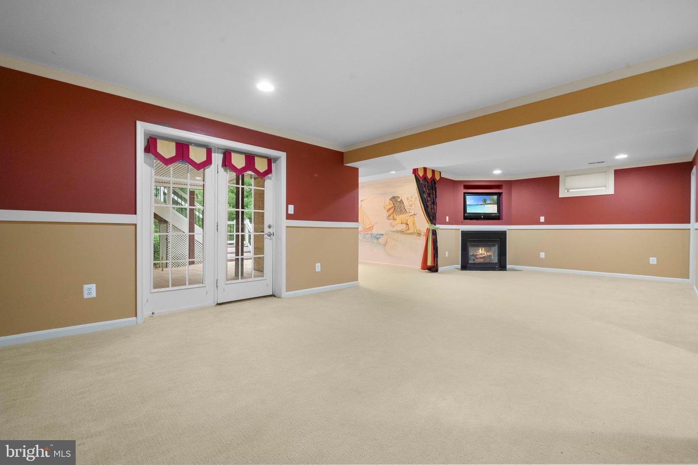 43032 LA RIVA DR, ASHBURN, Virginia 20148, 4 Bedrooms Bedrooms, ,3 BathroomsBathrooms,Residential,For sale,43032 LA RIVA DR,VALO2103700 MLS # VALO2103700