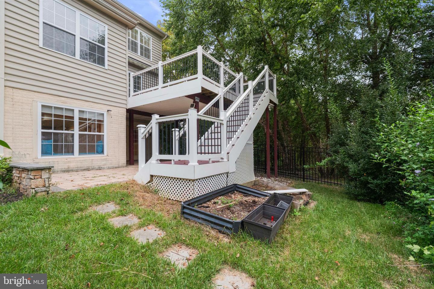 43032 LA RIVA DR, ASHBURN, Virginia 20148, 4 Bedrooms Bedrooms, ,3 BathroomsBathrooms,Residential,For sale,43032 LA RIVA DR,VALO2103700 MLS # VALO2103700