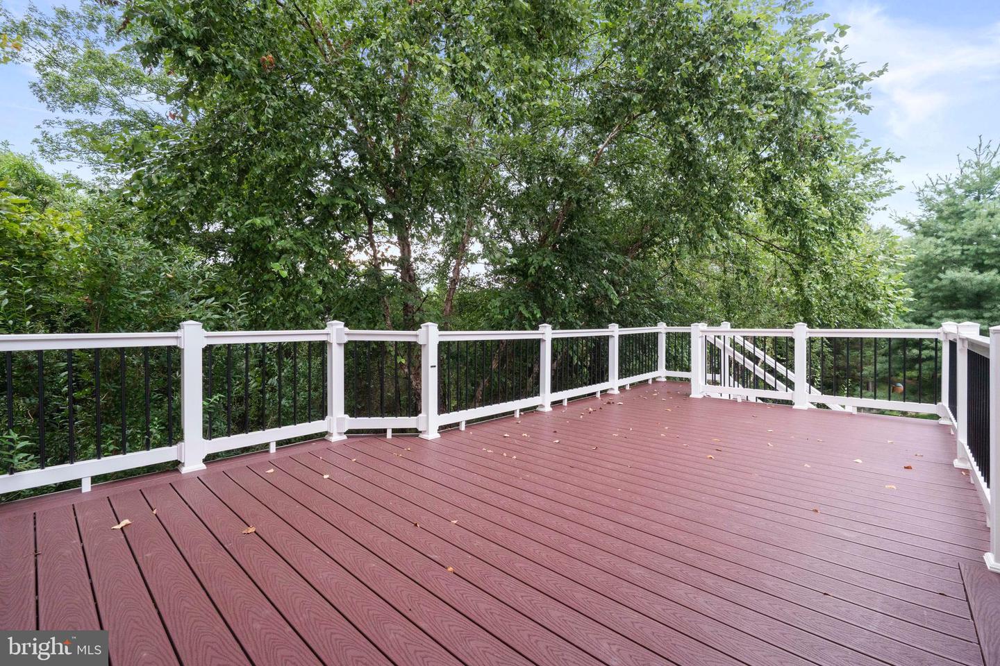 43032 LA RIVA DR, ASHBURN, Virginia 20148, 4 Bedrooms Bedrooms, ,3 BathroomsBathrooms,Residential,For sale,43032 LA RIVA DR,VALO2103700 MLS # VALO2103700