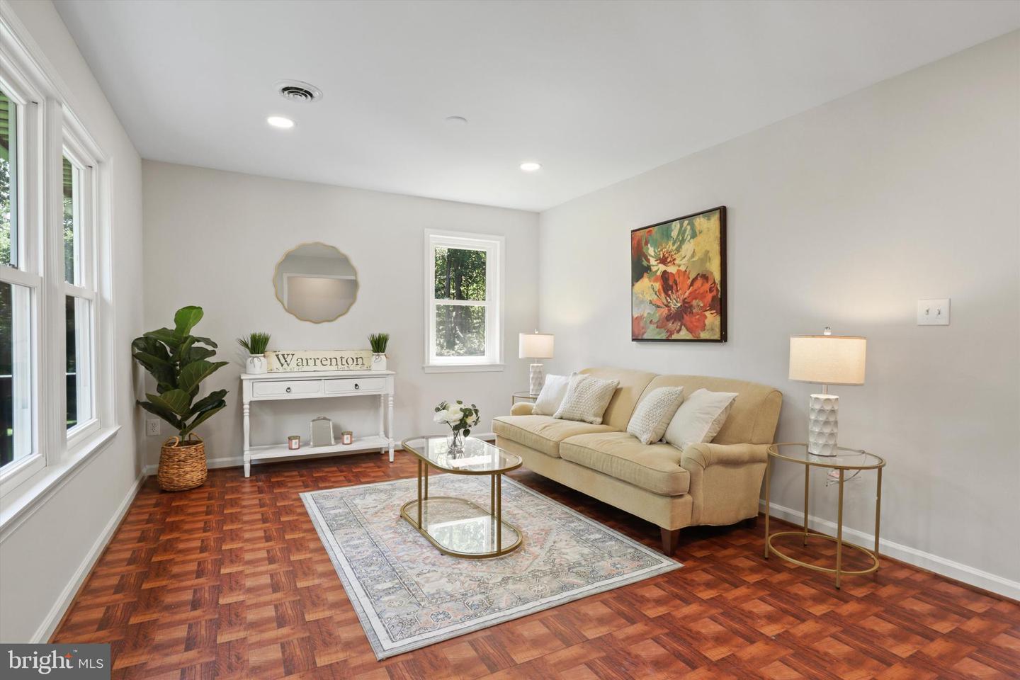 7047 WOODLEY HEIGHTS DR, WARRENTON, Virginia 20186, 3 Bedrooms Bedrooms, 5 Rooms Rooms,2 BathroomsBathrooms,Residential,For sale,7047 WOODLEY HEIGHTS DR,VAFQ2017758 MLS # VAFQ2017758