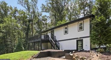 7047 WOODLEY HEIGHTS DR, WARRENTON, Virginia 20186, 3 Bedrooms Bedrooms, 5 Rooms Rooms,2 BathroomsBathrooms,Residential,For sale,7047 WOODLEY HEIGHTS DR,VAFQ2017758 MLS # VAFQ2017758