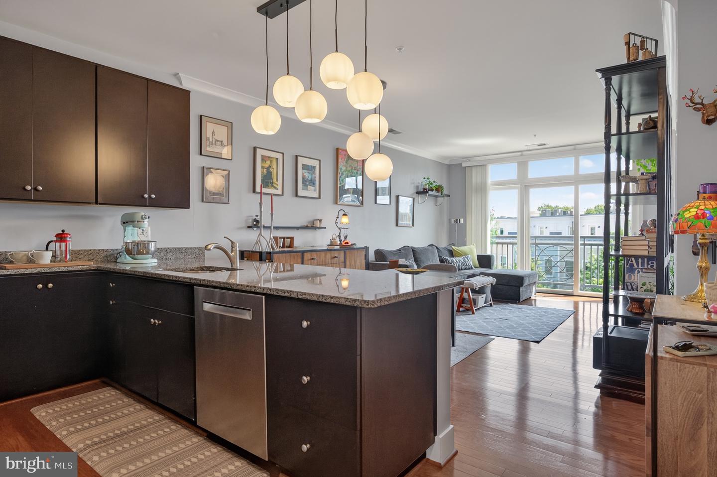 915 N PATRICK ST #406, ALEXANDRIA, Virginia 22314, 1 Bedroom Bedrooms, ,1 BathroomBathrooms,Residential,For sale,915 N PATRICK ST #406,VAAX2048138 MLS # VAAX2048138