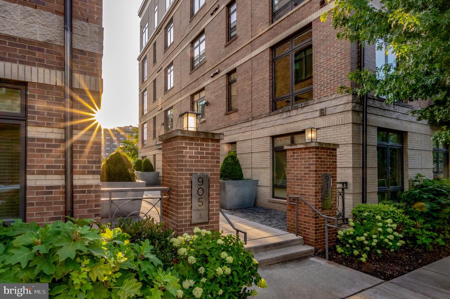 915 N PATRICK ST #406, ALEXANDRIA, Virginia 22314, 1 Bedroom Bedrooms, ,1 BathroomBathrooms,Residential,For sale,915 N PATRICK ST #406,VAAX2048138 MLS # VAAX2048138