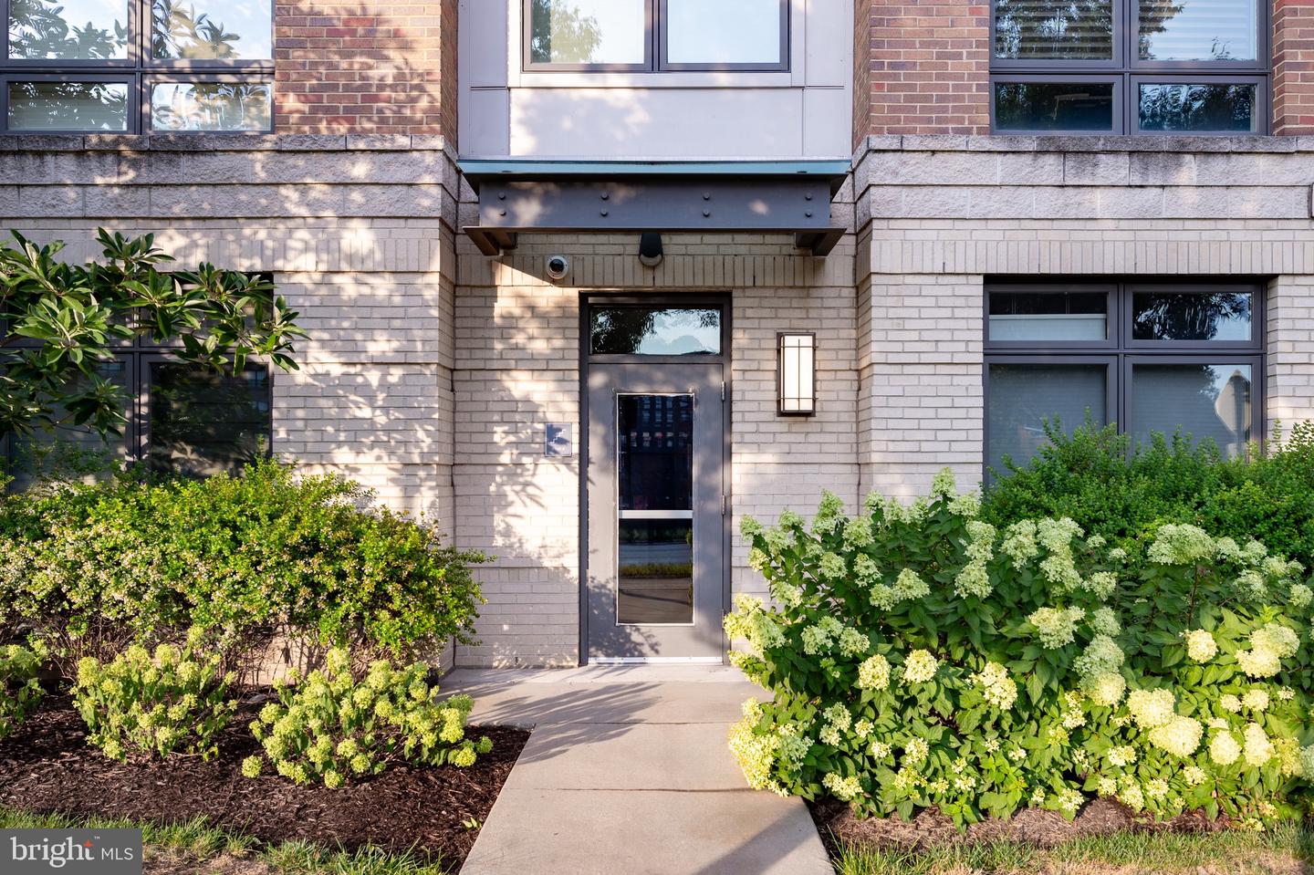 915 N PATRICK ST #406, ALEXANDRIA, Virginia 22314, 1 Bedroom Bedrooms, ,1 BathroomBathrooms,Residential,For sale,915 N PATRICK ST #406,VAAX2048138 MLS # VAAX2048138