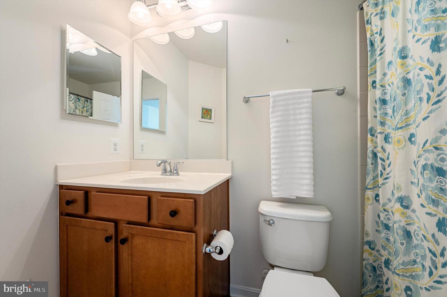 16972 BUCKINGTON CT, ROUND HILL, Virginia 20141, 4 Bedrooms Bedrooms, ,3 BathroomsBathrooms,Residential,For sale,16972 BUCKINGTON CT,VALO2103722 MLS # VALO2103722