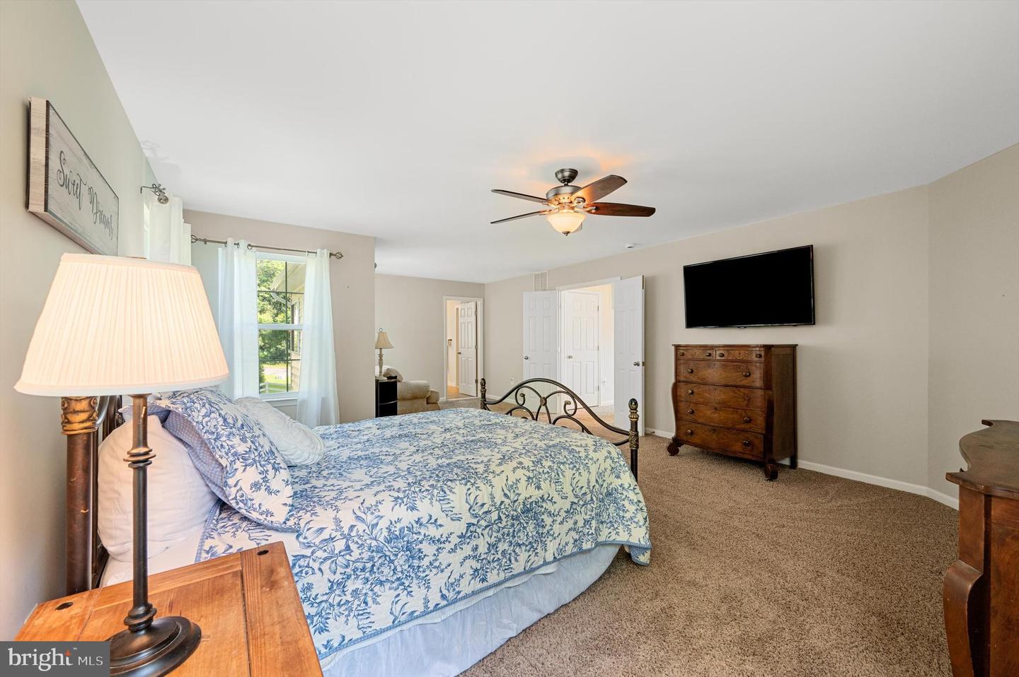 16972 BUCKINGTON CT, ROUND HILL, Virginia 20141, 4 Bedrooms Bedrooms, ,3 BathroomsBathrooms,Residential,For sale,16972 BUCKINGTON CT,VALO2103722 MLS # VALO2103722