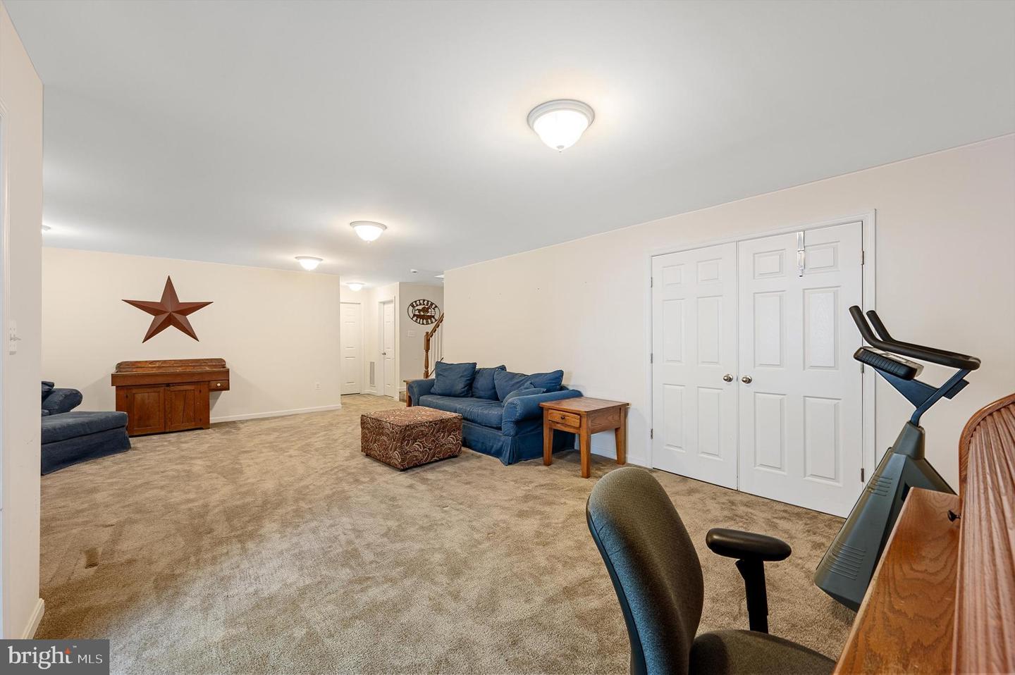 16972 BUCKINGTON CT, ROUND HILL, Virginia 20141, 4 Bedrooms Bedrooms, ,3 BathroomsBathrooms,Residential,For sale,16972 BUCKINGTON CT,VALO2103722 MLS # VALO2103722