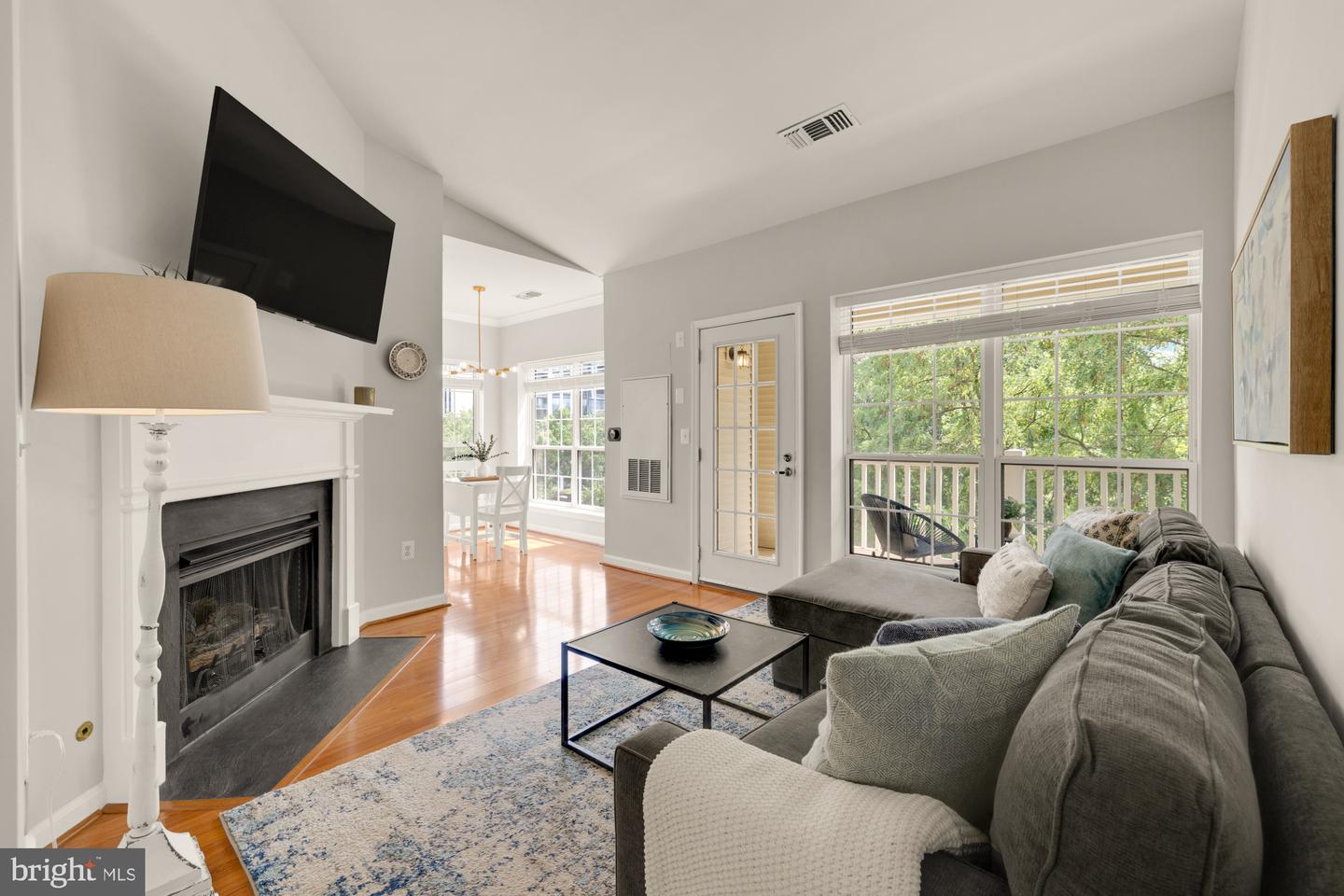 4550 STRUTFIELD LN #2405, ALEXANDRIA, Virginia 22311, 2 Bedrooms Bedrooms, ,1 BathroomBathrooms,Residential,For sale,4550 STRUTFIELD LN #2405,VAAX2048150 MLS # VAAX2048150