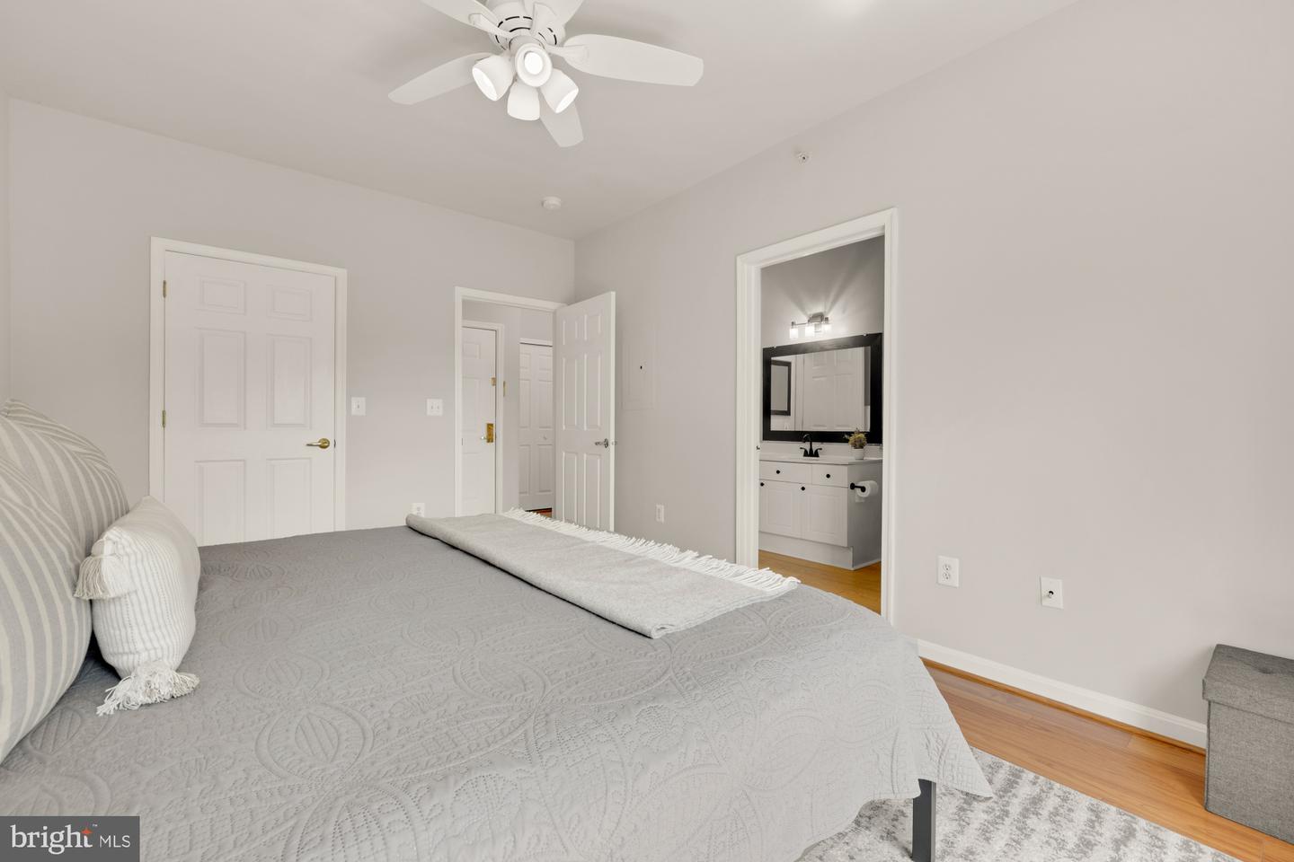 4550 STRUTFIELD LN #2405, ALEXANDRIA, Virginia 22311, 2 Bedrooms Bedrooms, ,1 BathroomBathrooms,Residential,For sale,4550 STRUTFIELD LN #2405,VAAX2048150 MLS # VAAX2048150