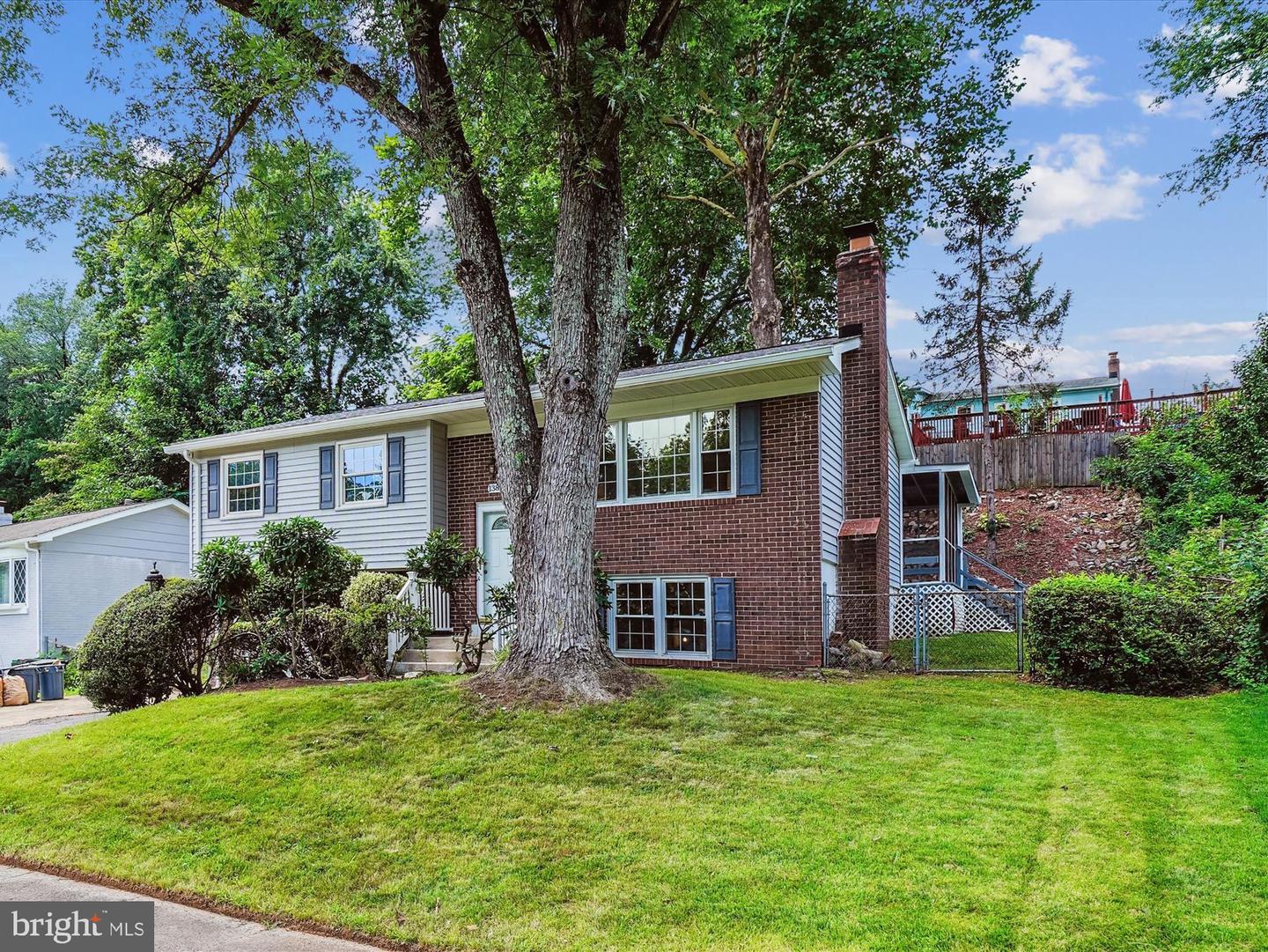 13804 GILBERT RD, WOODBRIDGE, Virginia 22193, 4 Bedrooms Bedrooms, 12 Rooms Rooms,3 BathroomsBathrooms,Residential,For sale,13804 GILBERT RD,VAPW2100566 MLS # VAPW2100566