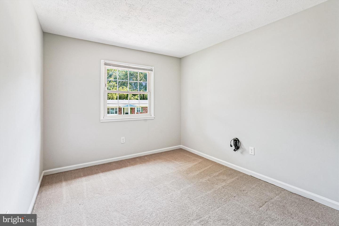13804 GILBERT RD, WOODBRIDGE, Virginia 22193, 4 Bedrooms Bedrooms, 12 Rooms Rooms,3 BathroomsBathrooms,Residential,For sale,13804 GILBERT RD,VAPW2100566 MLS # VAPW2100566
