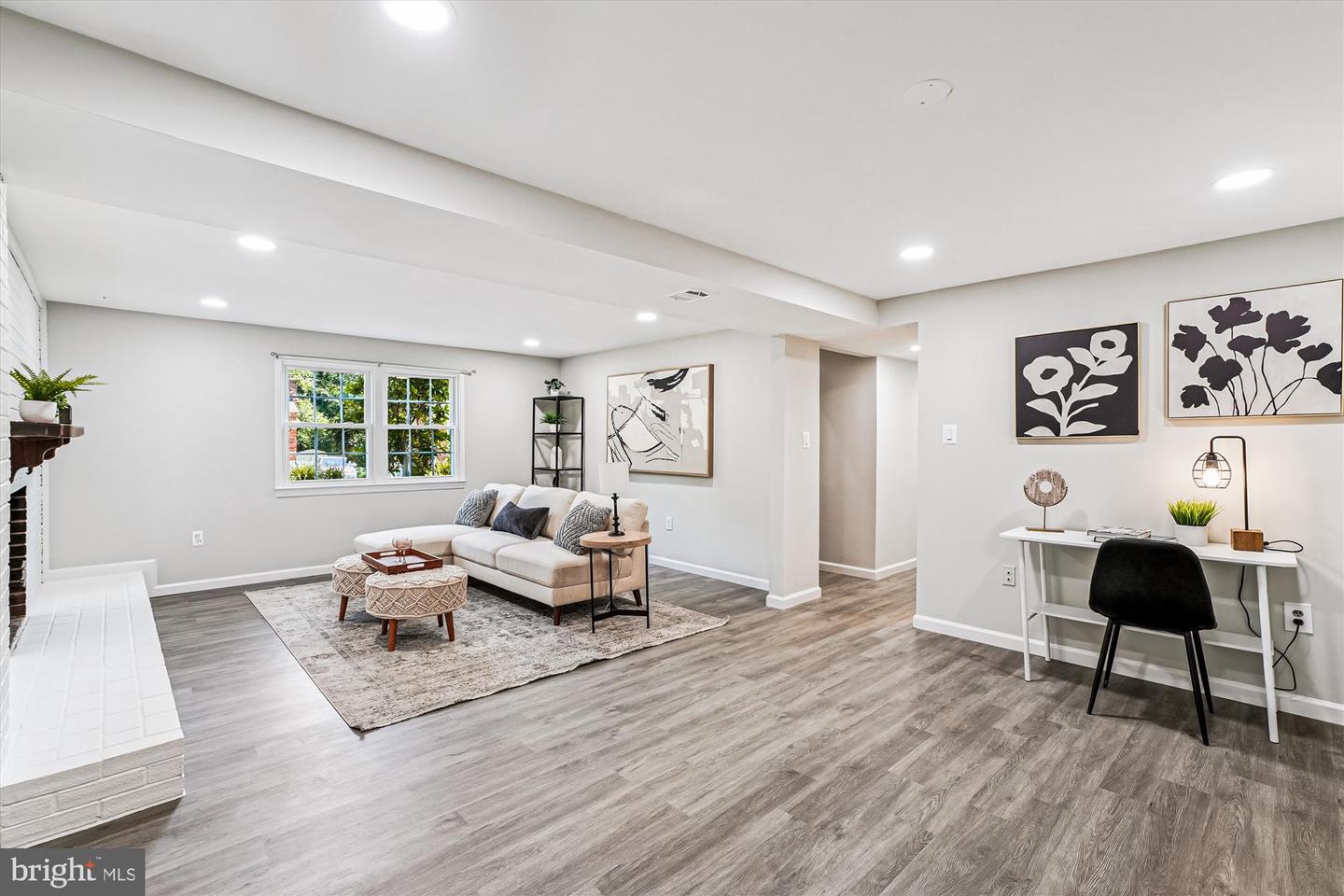 13804 GILBERT RD, WOODBRIDGE, Virginia 22193, 4 Bedrooms Bedrooms, 12 Rooms Rooms,3 BathroomsBathrooms,Residential,For sale,13804 GILBERT RD,VAPW2100566 MLS # VAPW2100566