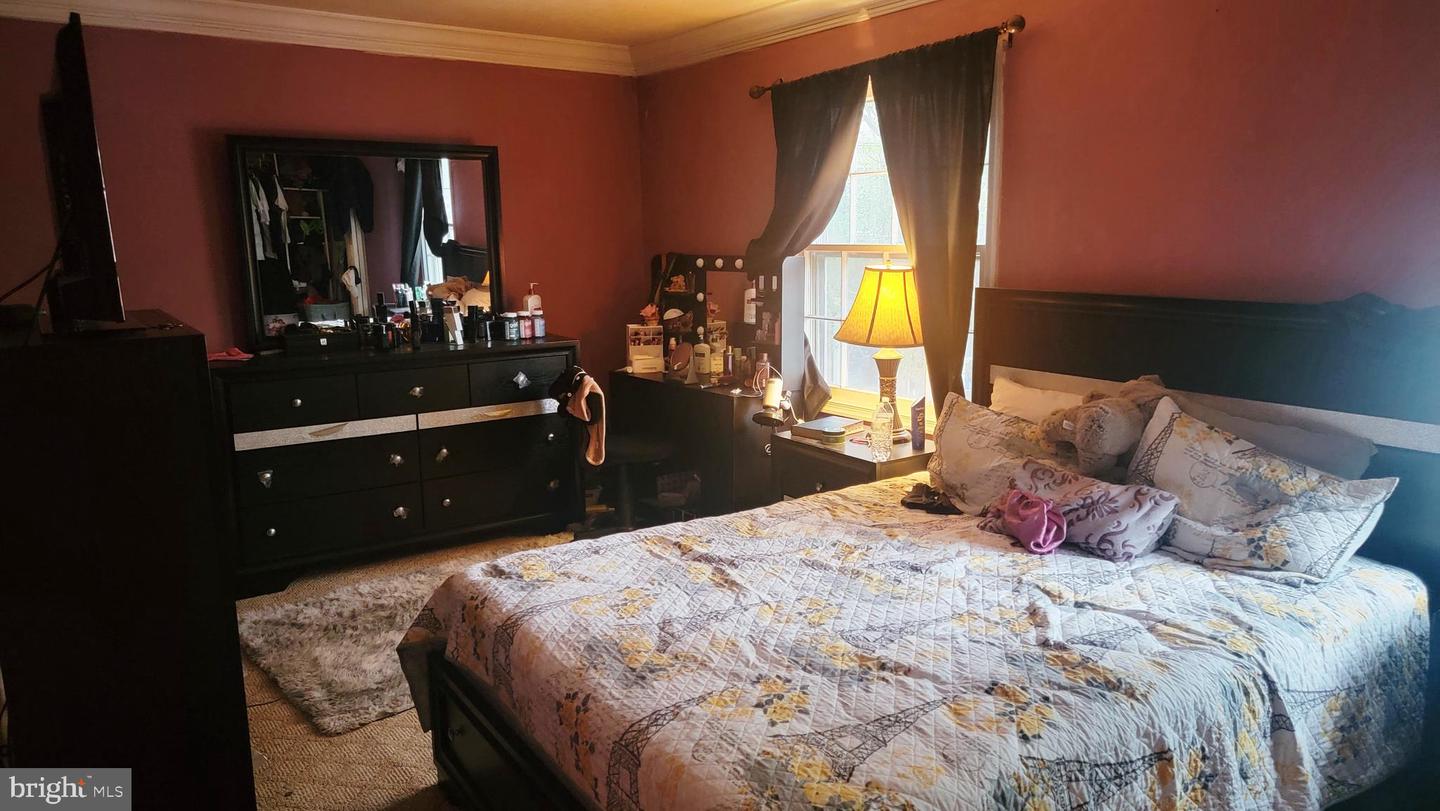 9058 OLD HICKORY CT, MANASSAS, Virginia 20110, 4 Bedrooms Bedrooms, ,3 BathroomsBathrooms,Residential,For sale,9058 OLD HICKORY CT,VAMN2009126 MLS # VAMN2009126