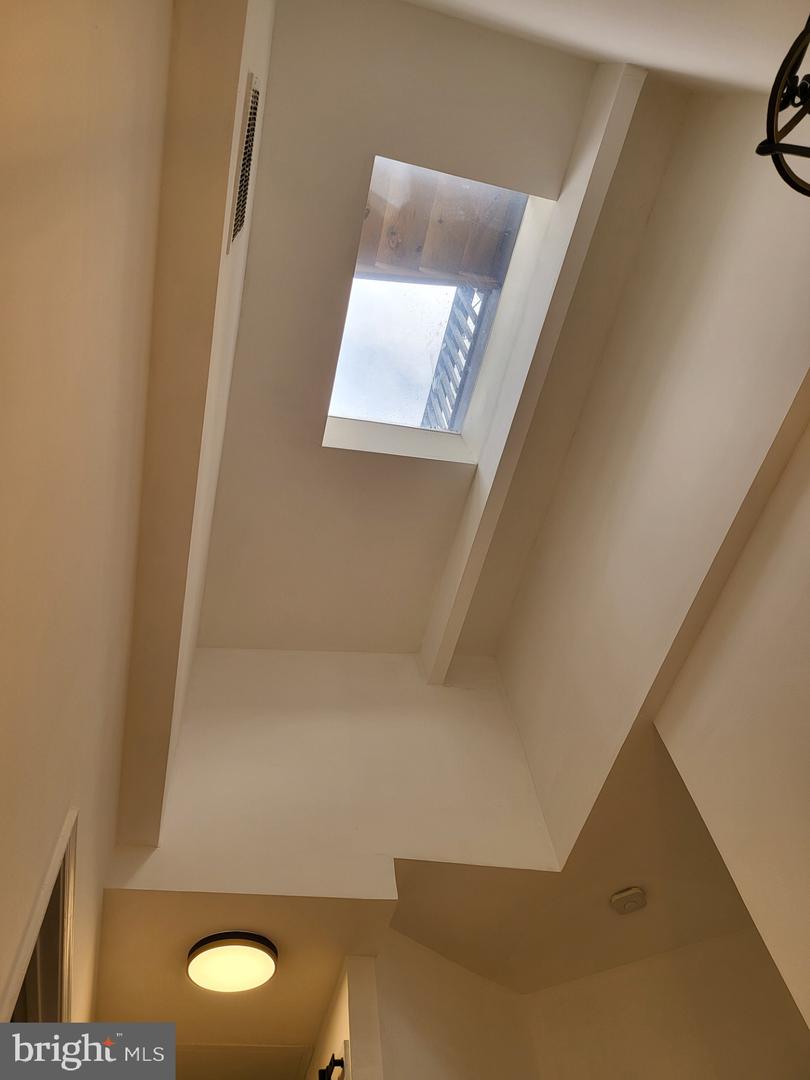 16 Q ST NE, WASHINGTON, District Of Columbia 20002, 5 Bedrooms Bedrooms, ,3 BathroomsBathrooms,Residential,For sale,16 Q ST NE,DCDC2213398 MLS # DCDC2213398