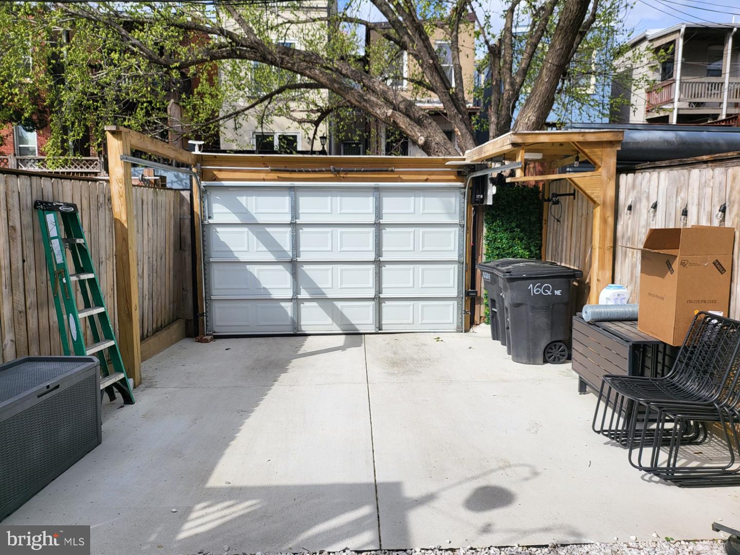 16 Q ST NE, WASHINGTON, District Of Columbia 20002, 5 Bedrooms Bedrooms, ,3 BathroomsBathrooms,Residential,For sale,16 Q ST NE,DCDC2213398 MLS # DCDC2213398