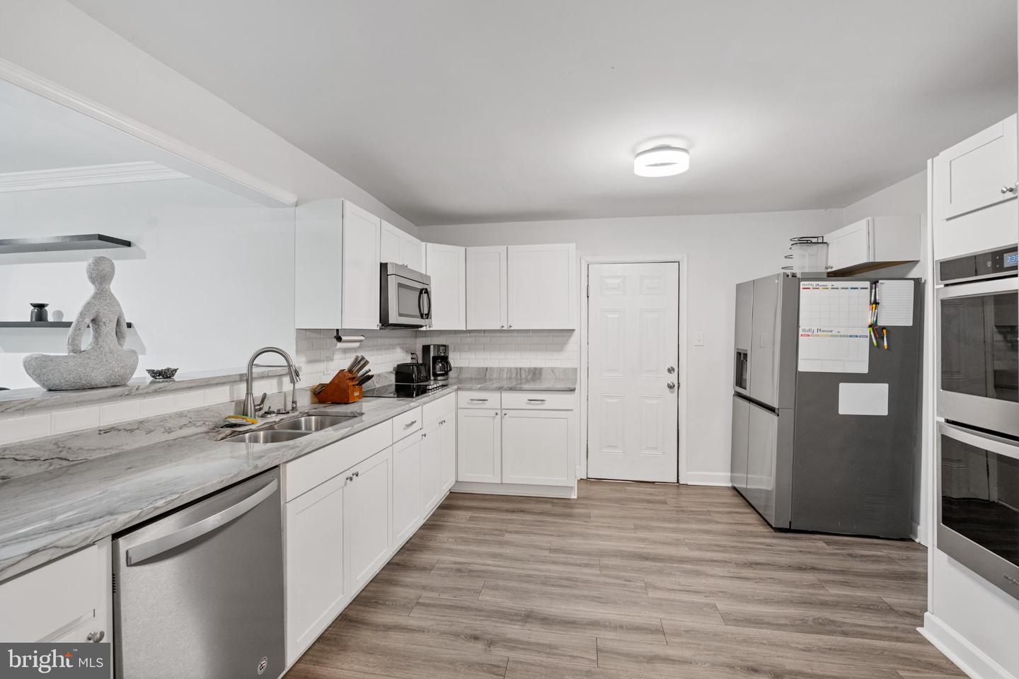 3811 TERMINAL AVE, RICHMOND, Virginia 23224, 4 Bedrooms Bedrooms, 6 Rooms Rooms,2 BathroomsBathrooms,Residential,For sale,3811 TERMINAL AVE,VARC2000722 MLS # VARC2000722