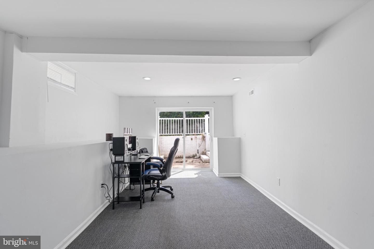 3811 TERMINAL AVE, RICHMOND, Virginia 23224, 4 Bedrooms Bedrooms, 6 Rooms Rooms,2 BathroomsBathrooms,Residential,For sale,3811 TERMINAL AVE,VARC2000722 MLS # VARC2000722
