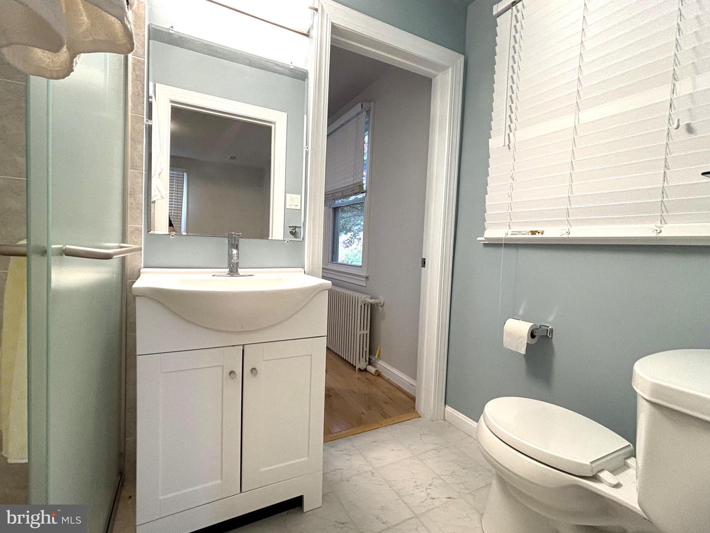 10710 WARWICK AVE, FAIRFAX, Virginia 22030, 3 Bedrooms Bedrooms, ,1 BathroomBathrooms,Residential,For sale,10710 WARWICK AVE,VAFC2006720 MLS # VAFC2006720