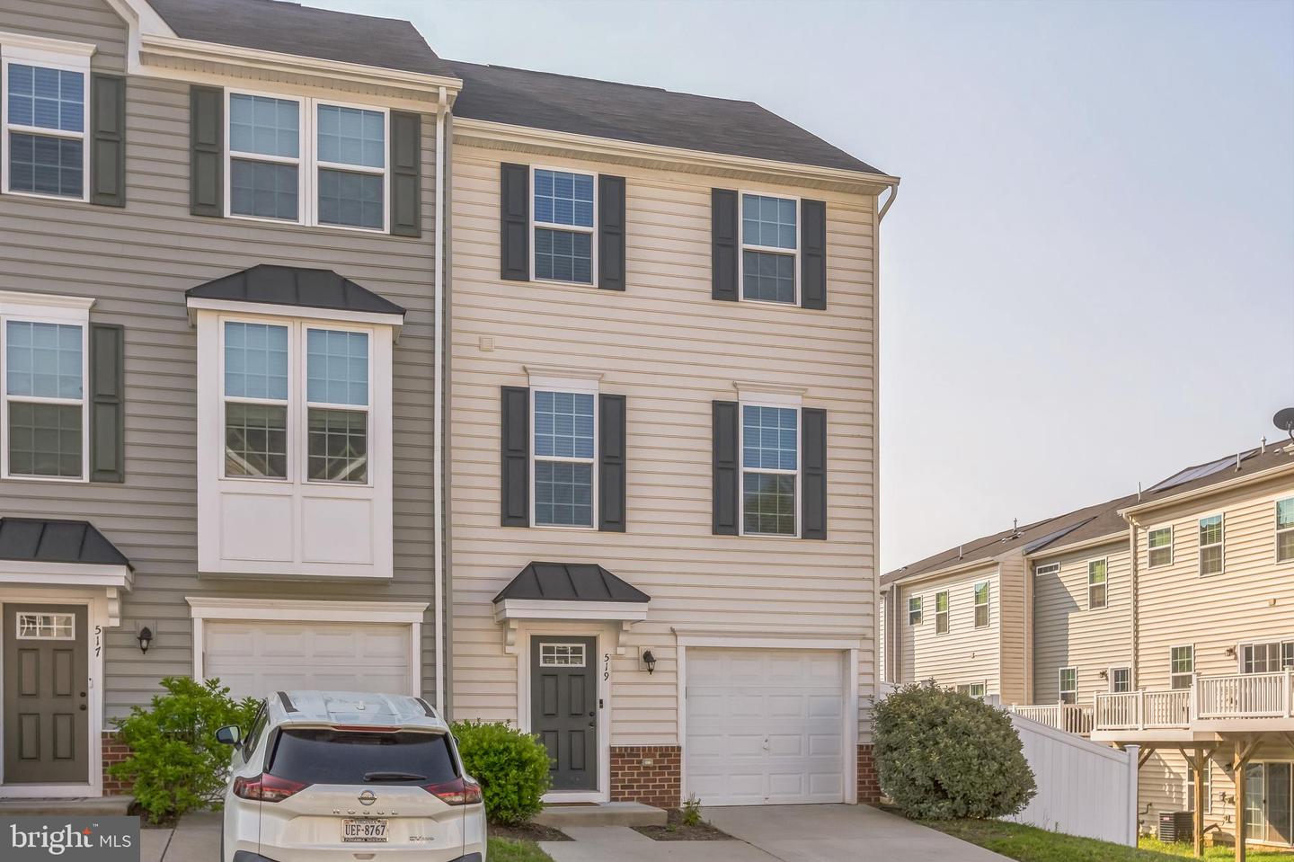 519 STREAMVIEW DR, FREDERICKSBURG, Virginia 22405, 4 Bedrooms Bedrooms, ,3 BathroomsBathrooms,Residential,For sale,519 STREAMVIEW DR,VAST2041432 MLS # VAST2041432