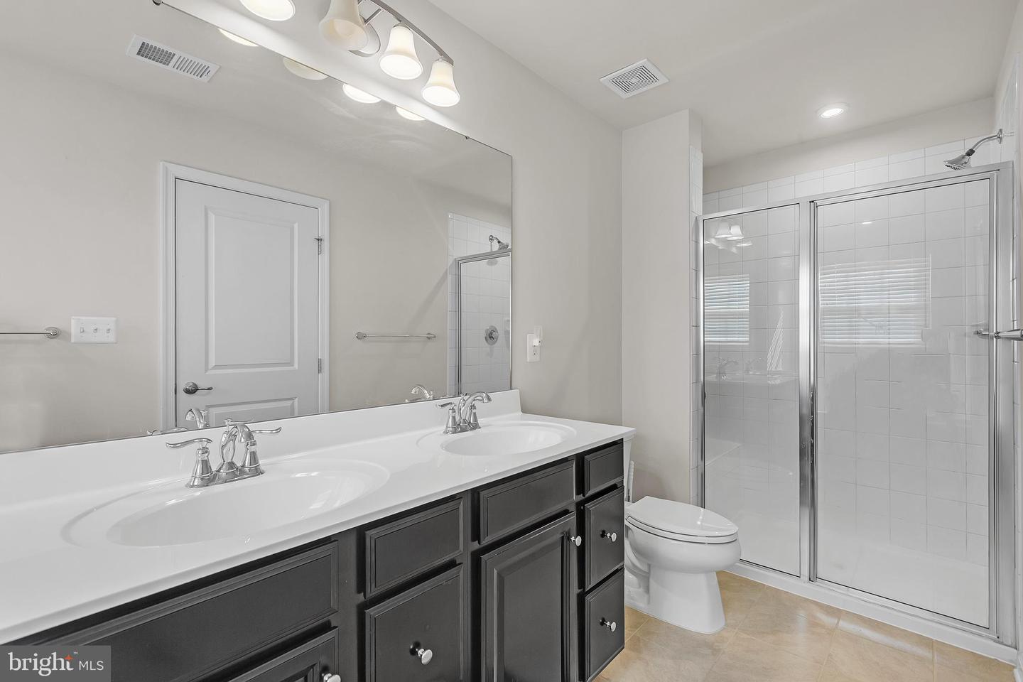519 STREAMVIEW DR, FREDERICKSBURG, Virginia 22405, 4 Bedrooms Bedrooms, ,3 BathroomsBathrooms,Residential,For sale,519 STREAMVIEW DR,VAST2041432 MLS # VAST2041432