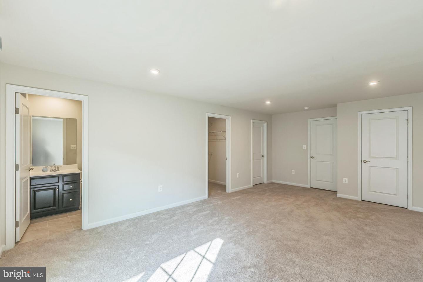 519 STREAMVIEW DR, FREDERICKSBURG, Virginia 22405, 4 Bedrooms Bedrooms, ,3 BathroomsBathrooms,Residential,For sale,519 STREAMVIEW DR,VAST2041432 MLS # VAST2041432