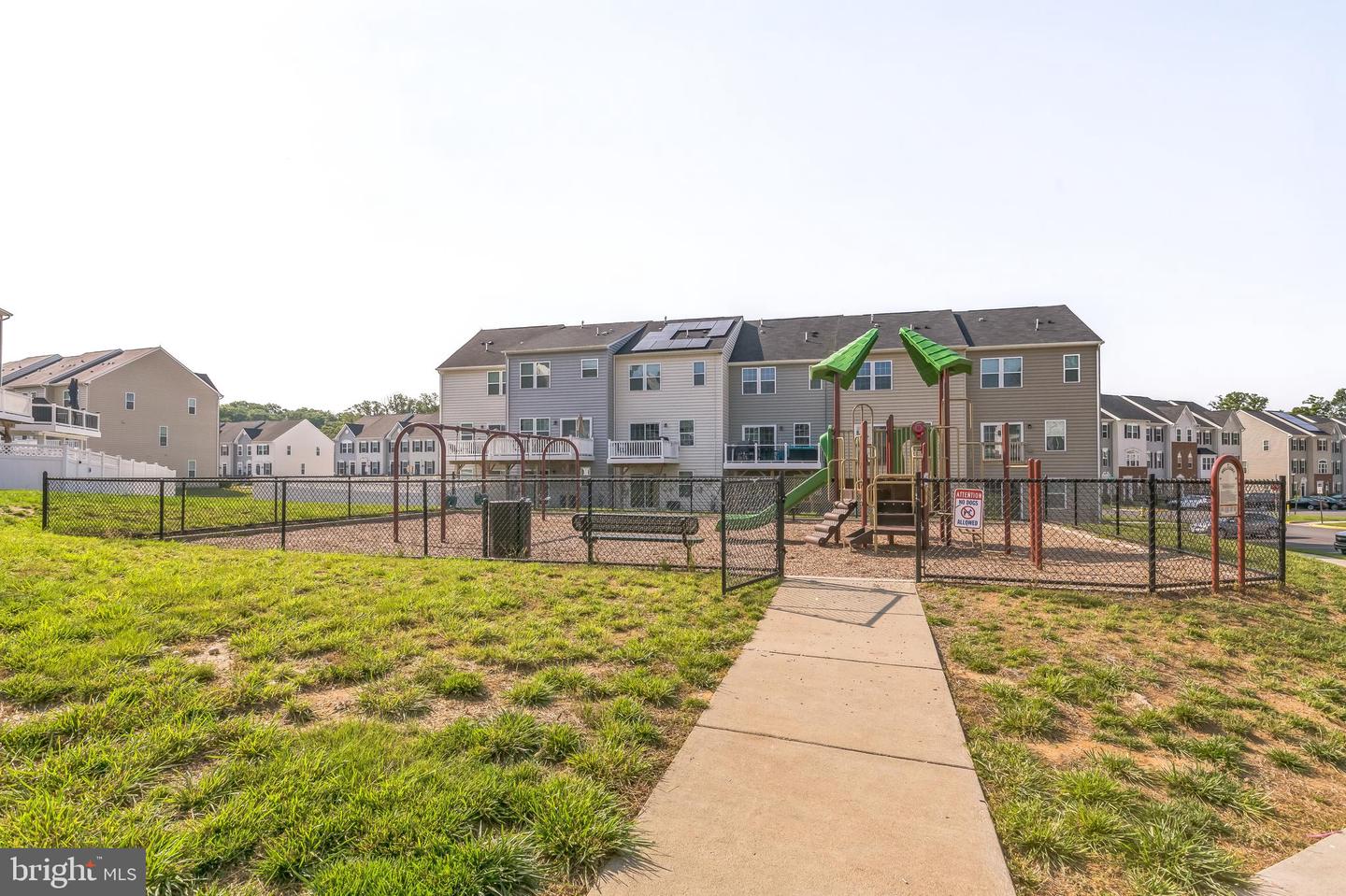 519 STREAMVIEW DR, FREDERICKSBURG, Virginia 22405, 4 Bedrooms Bedrooms, ,3 BathroomsBathrooms,Residential,For sale,519 STREAMVIEW DR,VAST2041432 MLS # VAST2041432