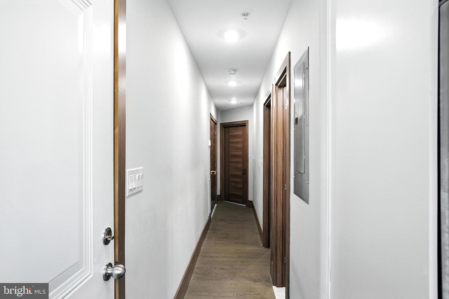 2109 M ST NE #8, WASHINGTON, District Of Columbia 20002, 3 Bedrooms Bedrooms, ,3 BathroomsBathrooms,Residential,For sale,2109 M ST NE #8,DCDC2213438 MLS # DCDC2213438