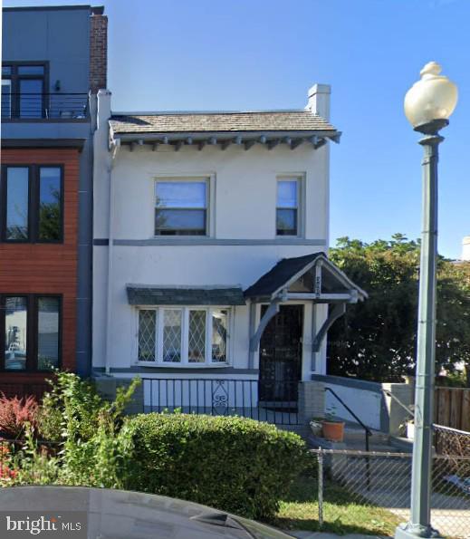 3624 ROCK CREEK CHURCH RD NW, WASHINGTON, District Of Columbia 20010, 3 Bedrooms Bedrooms, ,4 BathroomsBathrooms,Residential,For sale,3624 ROCK CREEK CHURCH RD NW,DCDC2213440 MLS # DCDC2213440