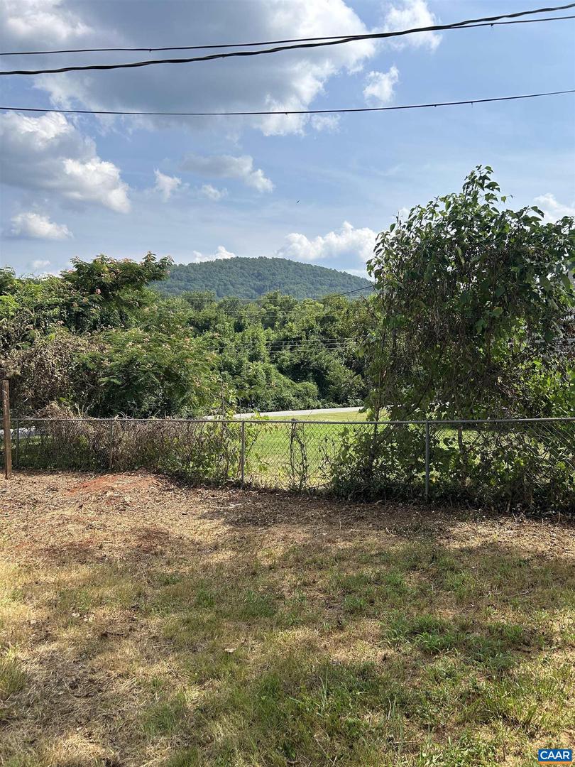 708 NASSAU ST, CHARLOTTESVILLE, Virginia 22902, 2 Bedrooms Bedrooms, ,1 BathroomBathrooms,Residential,For sale,708 NASSAU ST,667417 MLS # 667417