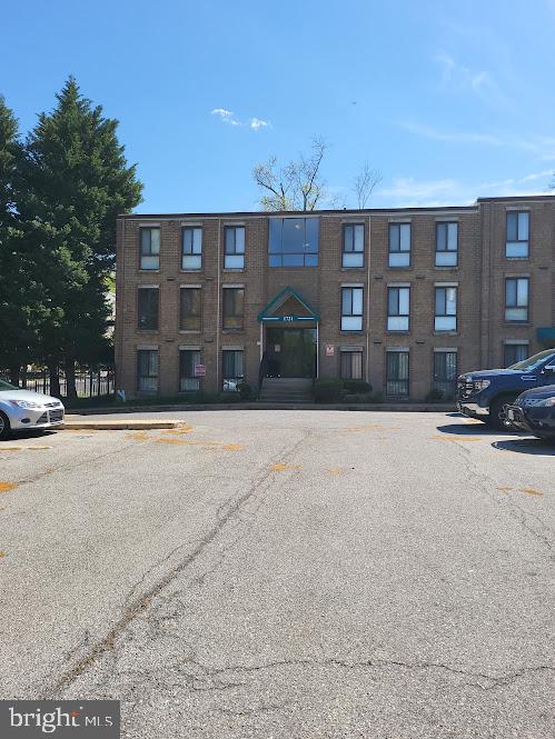 1731 GAINESVILLE ST SE #301, WASHINGTON, District Of Columbia 20020, 2 Bedrooms Bedrooms, 5 Rooms Rooms,1 BathroomBathrooms,Residential,For sale,1731 GAINESVILLE ST SE #301,DCDC2213454 MLS # DCDC2213454