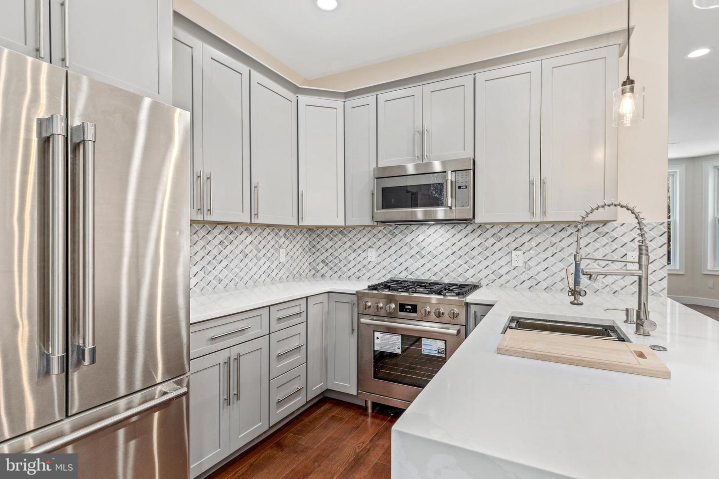 36 U ST NW, WASHINGTON, District Of Columbia 20001, 4 Bedrooms Bedrooms, ,2 BathroomsBathrooms,Residential,For sale,36 U ST NW,DCDC2213456 MLS # DCDC2213456