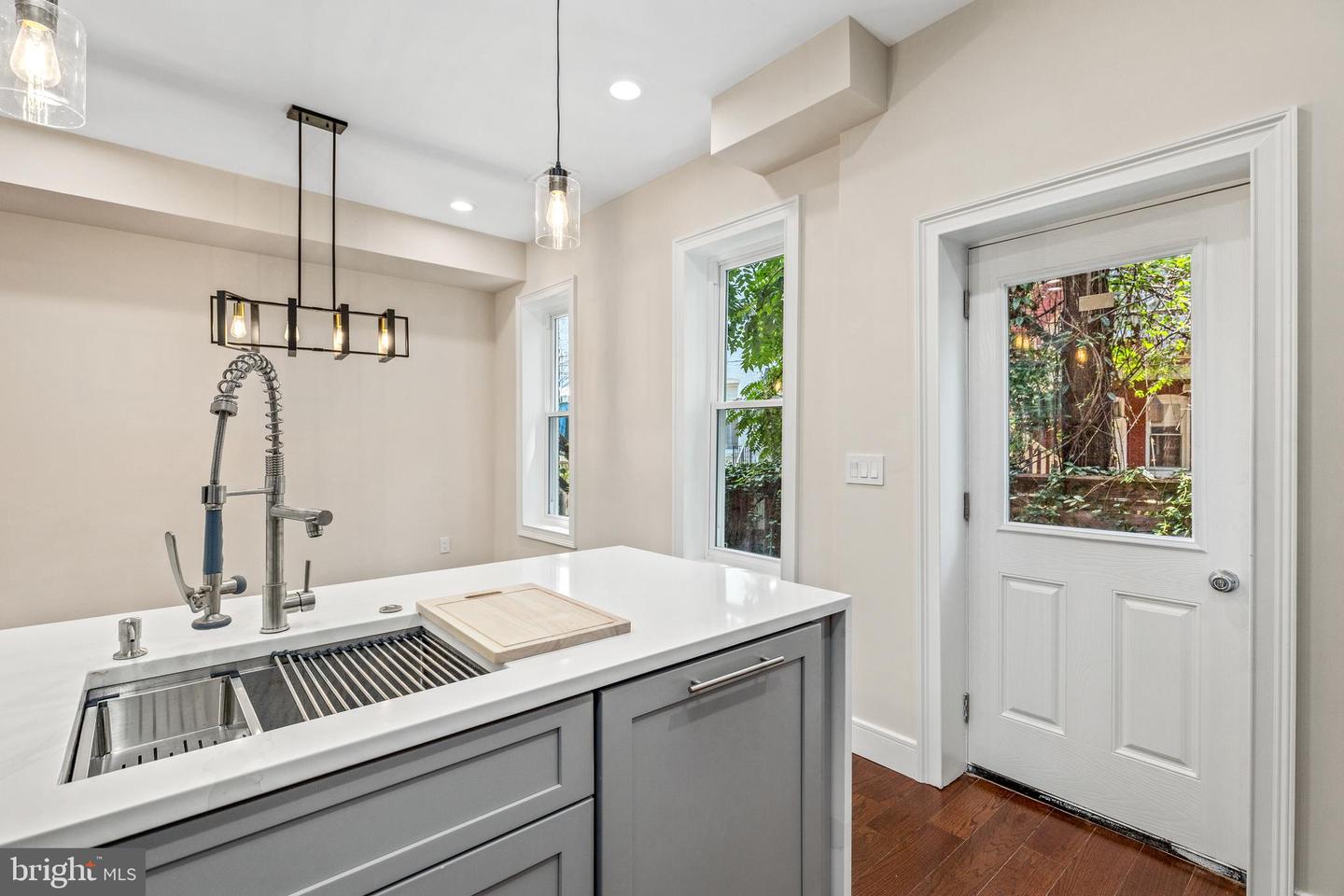 36 U ST NW, WASHINGTON, District Of Columbia 20001, 4 Bedrooms Bedrooms, ,2 BathroomsBathrooms,Residential,For sale,36 U ST NW,DCDC2213456 MLS # DCDC2213456