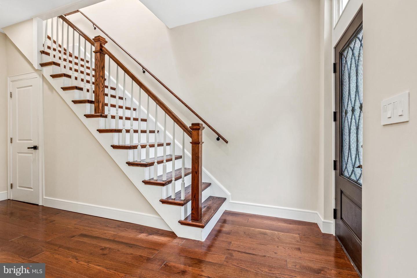 36 U ST NW, WASHINGTON, District Of Columbia 20001, 4 Bedrooms Bedrooms, ,2 BathroomsBathrooms,Residential,For sale,36 U ST NW,DCDC2213456 MLS # DCDC2213456